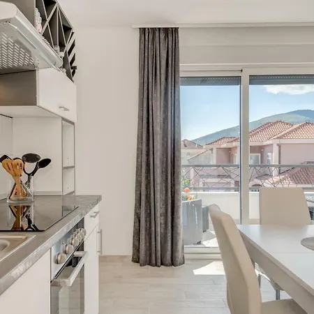 Apartment New In Town Center Trogir