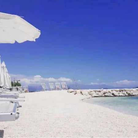 New In Town Center Lägenhet *